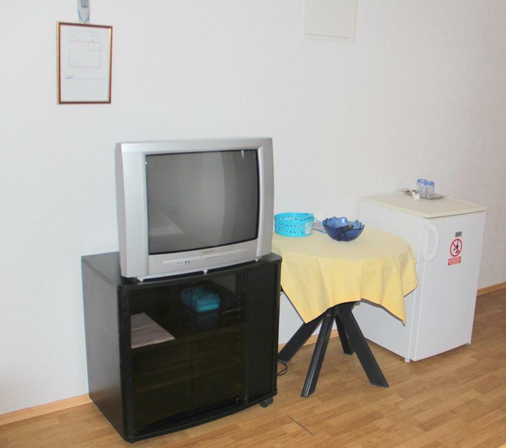 Guesthouse Donko 1 & 2 Senj  Exteriör bild